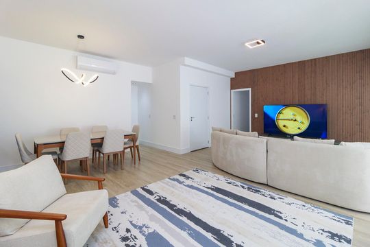 Sala de apartamento para alugar com 3 quartos, 196m² em Chácara Santo Antônio (zona Sul), São Paulo