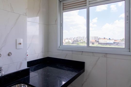 Area de Serviço de apartamento para alugar com 2 quartos, 44m² em Vila Bremen, Guarulhos
