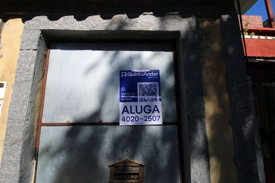 Placa de casa para alugar com 1 quarto, 40m² em Brás de Pina, Rio de Janeiro