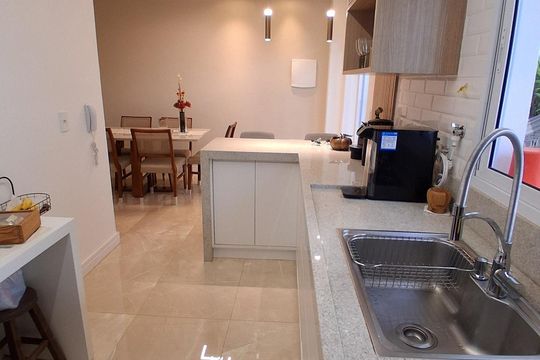 Cozinha de casa à venda com 3 quartos, 200m² em Chácara Primavera, Campinas