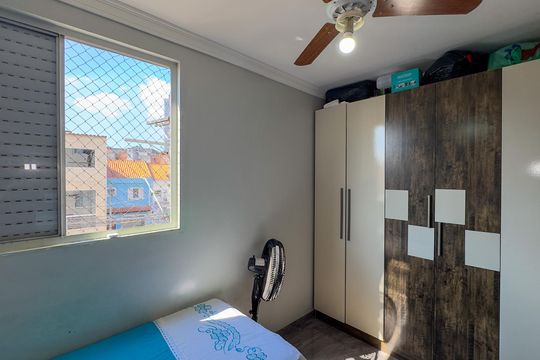 Quarto 1 de apartamento à venda com 2 quartos, 50m² em Jardim Capelinha, São Paulo