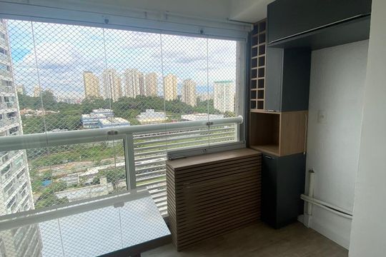 Varanda de kitnet/studio à venda com 1 quarto, 39m² em Panamby, São Paulo
