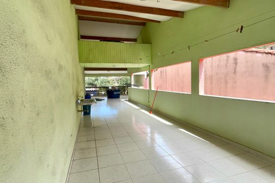 Quintal de casa à venda com 3 quartos, 299m² em Jardim Rosa de Franca, Guarulhos