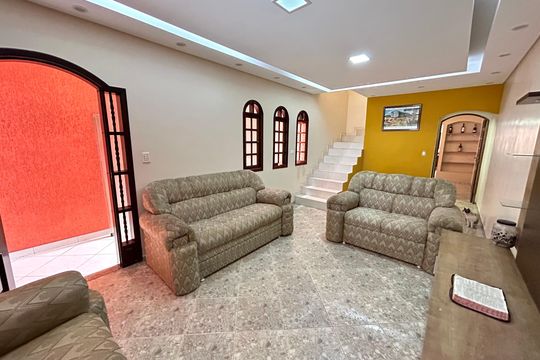 Casa à venda com 3 quartos, 299m² em Jardim Rosa de Franca, Guarulhos