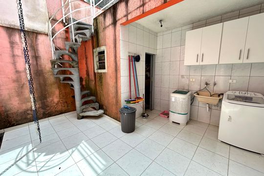 Área de Serviço de casa à venda com 3 quartos, 299m² em Jardim Rosa de Franca, Guarulhos