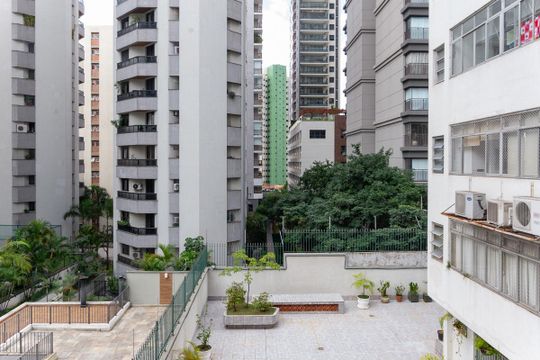 Vista de apartamento à venda com 3 quartos, 195m² em Perdizes, São Paulo