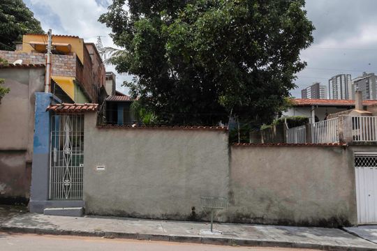 Fachada de casa para alugar com 2 quartos, 273m² em Estrela Dalva, Belo Horizonte