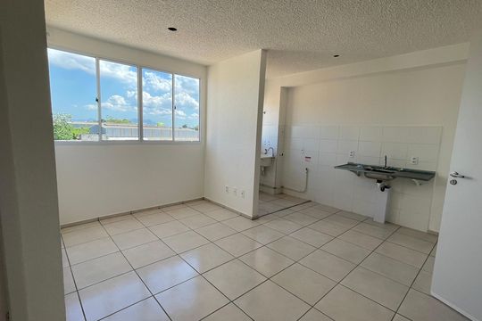 Sala de apartamento para alugar com 2 quartos, 41m² em Vila Ouro Preto, Duque de Caxias