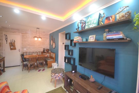Sala de apartamento para alugar com 2 quartos, 70m² em Caonze, Nova Iguaçu