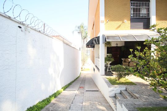 Casa à venda com 3 quartos, 368m² em Morumbi, São Paulo