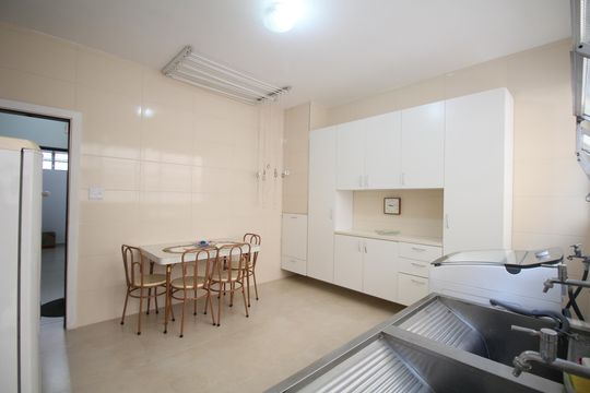 Casa à venda com 3 quartos, 368m² em Morumbi, São Paulo
