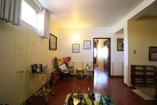 Casa à venda com 3 quartos, 368m² em Morumbi, São Paulo