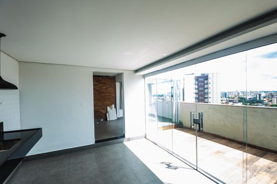 Espaço Gourmet de apartamento à venda com 2 quartos, 120m² em Ouro Preto, Belo Horizonte