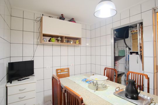 Copa de casa para alugar com 4 quartos, 175m² em Vila Esperança, São Paulo