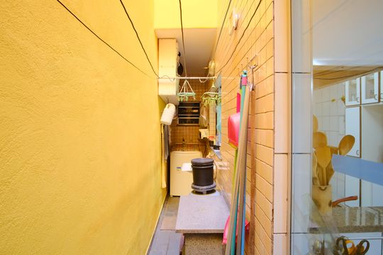 Área de Serviço de casa para alugar com 4 quartos, 175m² em Vila Esperança, São Paulo