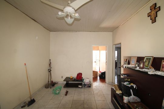 Sala de casa para alugar com 2 quartos, 250m² em Jardim Primavera, São Paulo