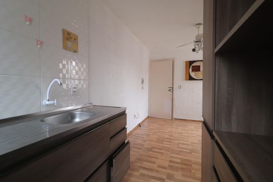 Cozinha de apartamento à venda com 2 quartos, 40m² em Canudos, Novo Hamburgo