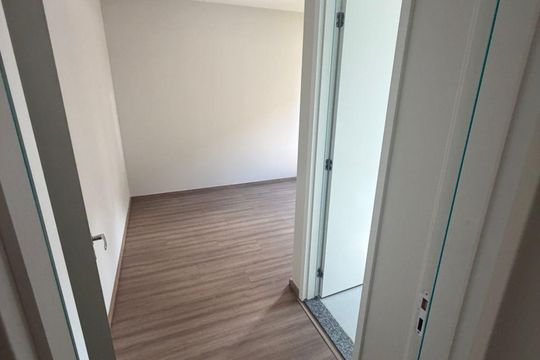 Quarto de apartamento à venda com 2 quartos, 54m² em Parque Industrial, Campinas