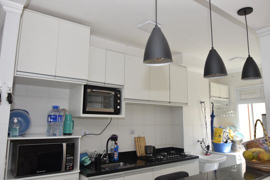 Apartamento para alugar com 2 quartos, 54m² em Jardim Vitória, Embu das Artes