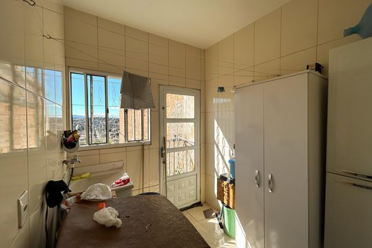 Casa à venda com 5 quartos, 228m² em São Benedito, Belo Horizonte