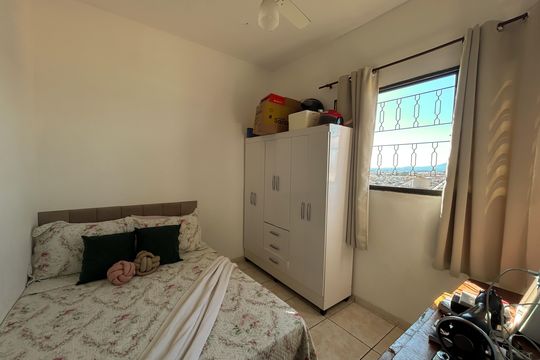 Casa à venda com 5 quartos, 228m² em São Benedito, Belo Horizonte
