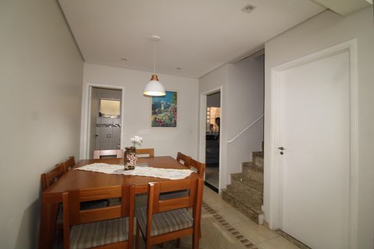Sala de apartamento à venda com 3 quartos, 144m² em Vila Bandeirantes, São Paulo