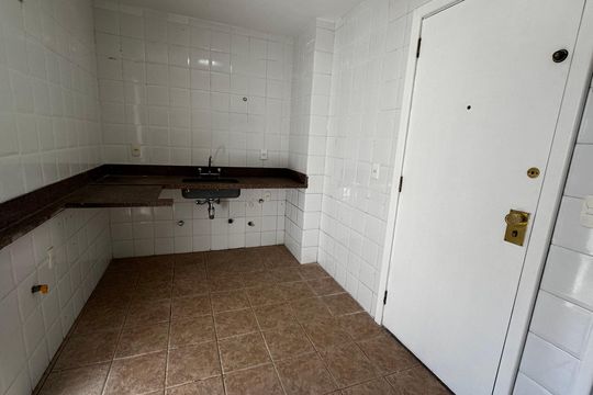 Cozinha de apartamento à venda com 3 quartos, 111m² em Recreio dos Bandeirantes, Rio de Janeiro
