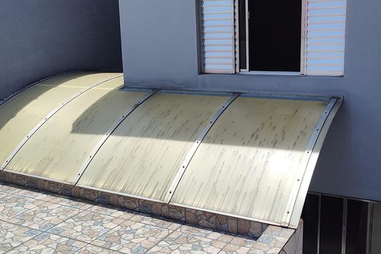 Área externa de casa à venda com 3 quartos, 183m² em Nova Petrópolis, São Bernardo do Campo