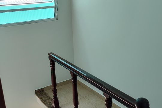 Escada de casa à venda com 3 quartos, 183m² em Nova Petrópolis, São Bernardo do Campo