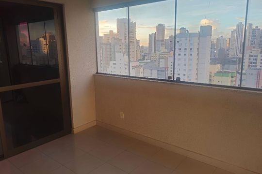 Varanda de apartamento para alugar com 3 quartos, 130m² em Setor Bela Vista, Goiânia