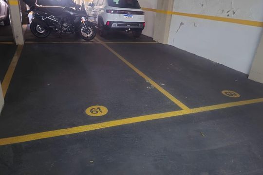 Garagem de apartamento para alugar com 3 quartos, 130m² em Setor Bela Vista, Goiânia
