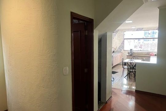 Sala de casa à venda com 3 quartos, 186m² em Tremembé, São Paulo