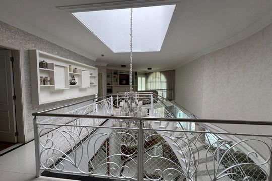 Casa para alugar com 4 quartos, 530m² em São Paulo II, Cotia