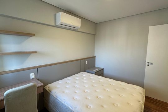 Apartamento à venda com 2 quartos, 65m² em Itaim Bibi, São Paulo