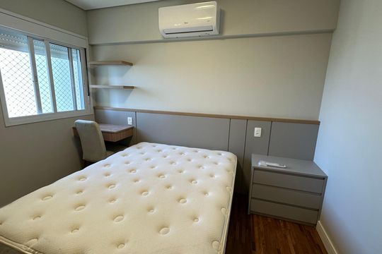 Apartamento à venda com 2 quartos, 65m² em Itaim Bibi, São Paulo