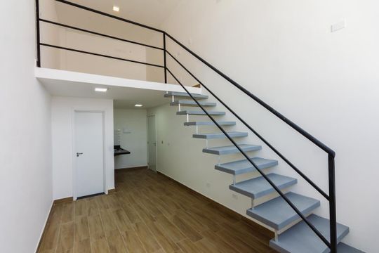 Sala/cozinha de kitnet/studio para alugar com 1 quarto, 34m² em Vila Anglo Brasileira, São Paulo