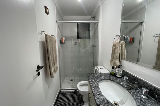 Banheiro 1 de apartamento à venda com 3 quartos, 74m² em Jardim Esmeralda, São Paulo