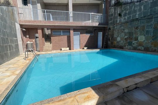 Área externa de casa à venda com 6 quartos, 400m² em Tauá, Rio de Janeiro