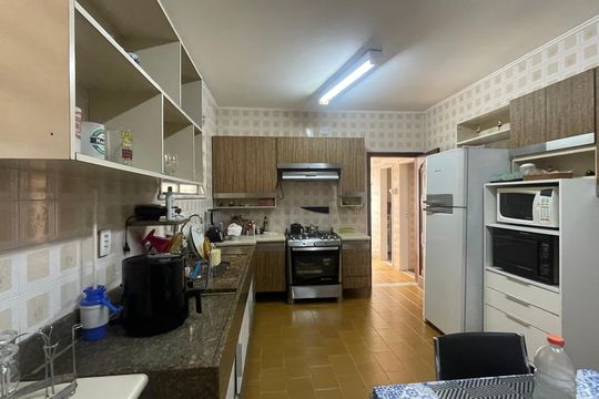 Cozinha de casa à venda com 6 quartos, 400m² em Tauá, Rio de Janeiro