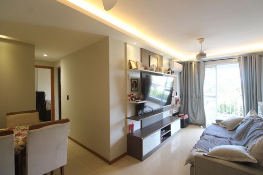 Apartamento à venda com 2 quartos, 67m² em Taquara, Rio de Janeiro