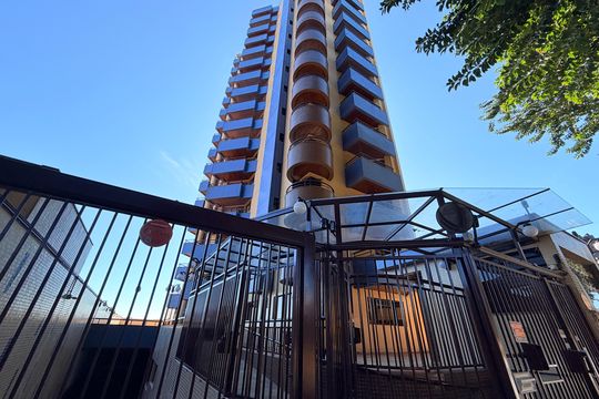 Fachada de apartamento à venda com 3 quartos, 133m² em Vila Progresso, Jundiaí