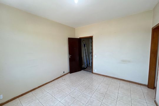 Sala de apartamento à venda com 3 quartos, 80m² em Encantado, Rio de Janeiro