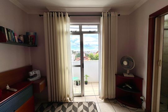 Apartamento à venda com 3 quartos, 65m² em Santa Branca, Belo Horizonte