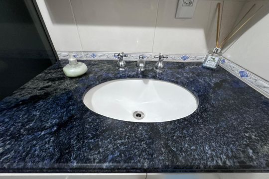 Banheiro Social de apartamento à venda com 3 quartos, 188m² em Recreio dos Bandeirantes, Rio de Janeiro