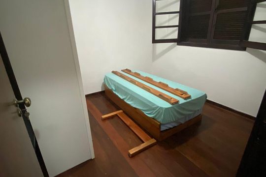 Quarto de casa à venda com 5 quartos, 272m² em Piratininga, Niterói