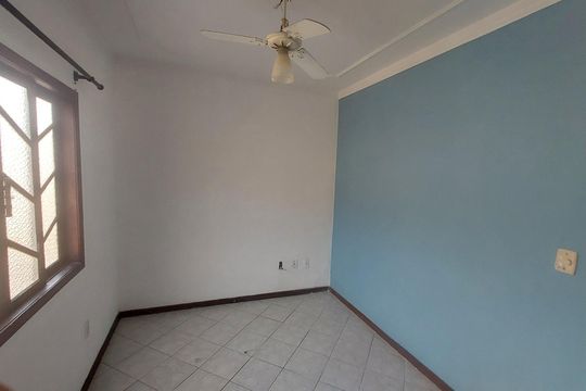 Sala de casa de condomínio à venda com 3 quartos, 75m² em Tanque, Rio de Janeiro