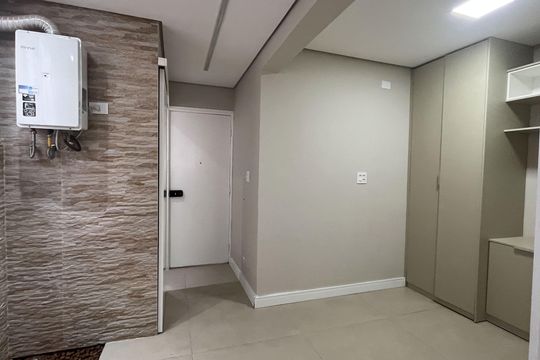 Área de Serviço de apartamento para alugar com 2 quartos, 150m² em Gonzaga, Santos