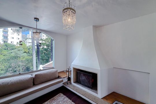 Sala de casa para alugar com 3 quartos, 920m² em Vila Mariana, São Paulo
