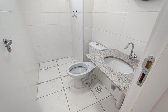 Banheiro de apartamento à venda com 2 quartos, 50m² em Pechincha, Rio de Janeiro