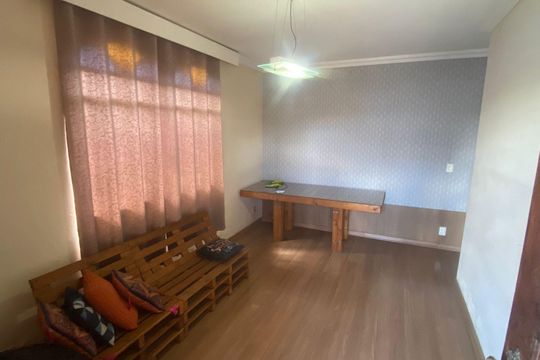 Sala de casa para alugar com 2 quartos, 360m² em Centro, Betim